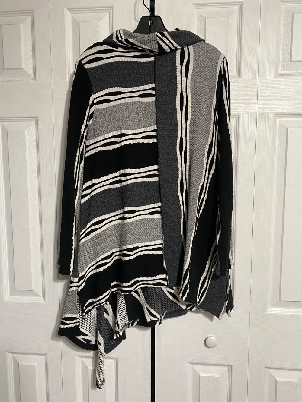 Moonlight by Y & S Black & off White Wearable Art Blouse Shirt Top size LARGE - Picture 7 of 14